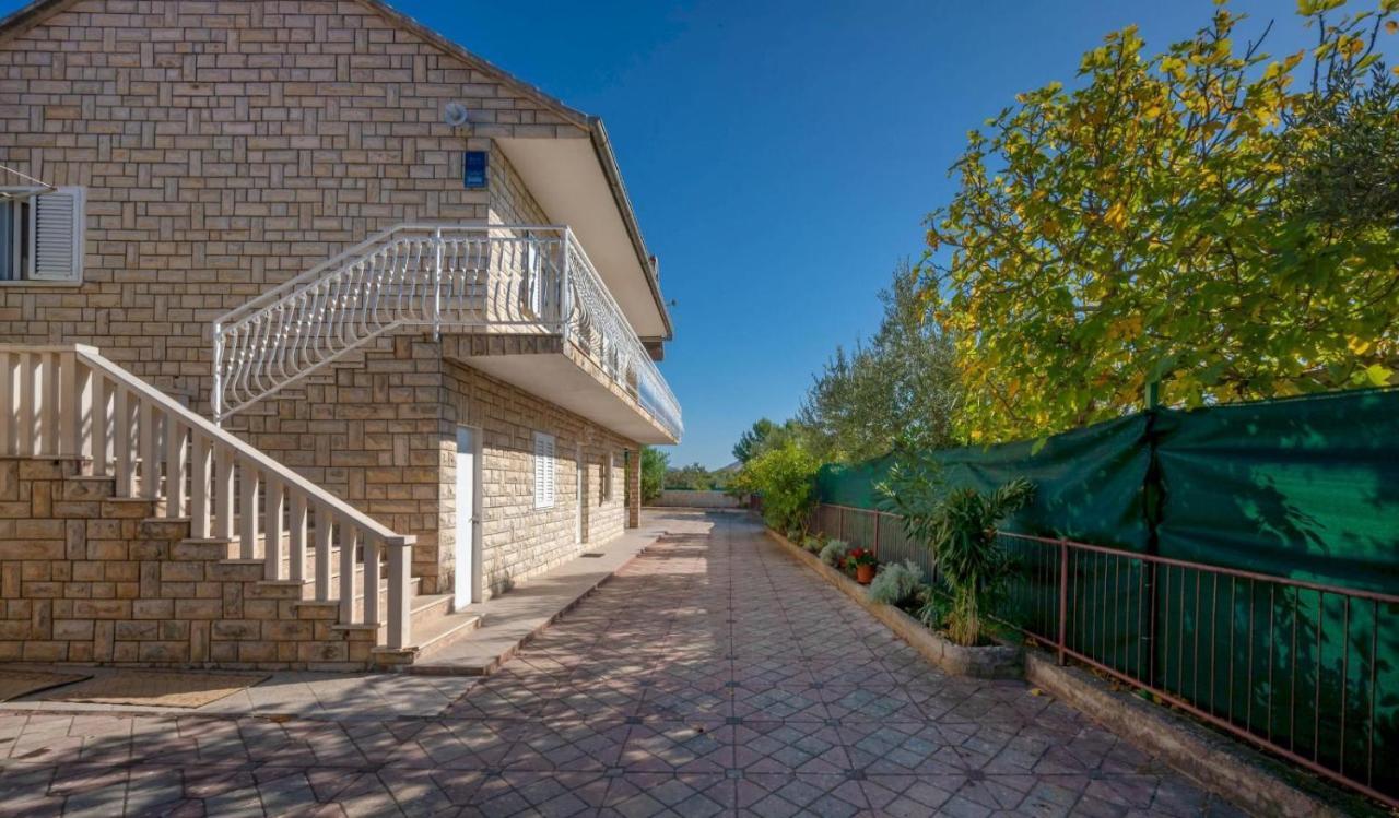Apartments Matija Rogoznica  Exterior photo